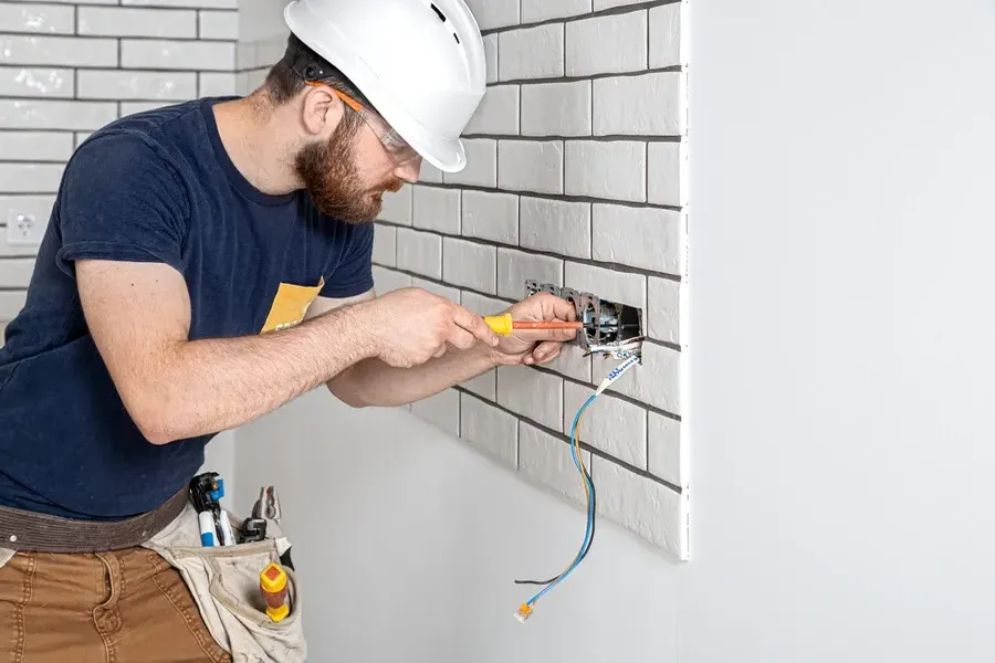 How Custom Electrical Solutions Enhance Home Comfort in Los Angeles CA