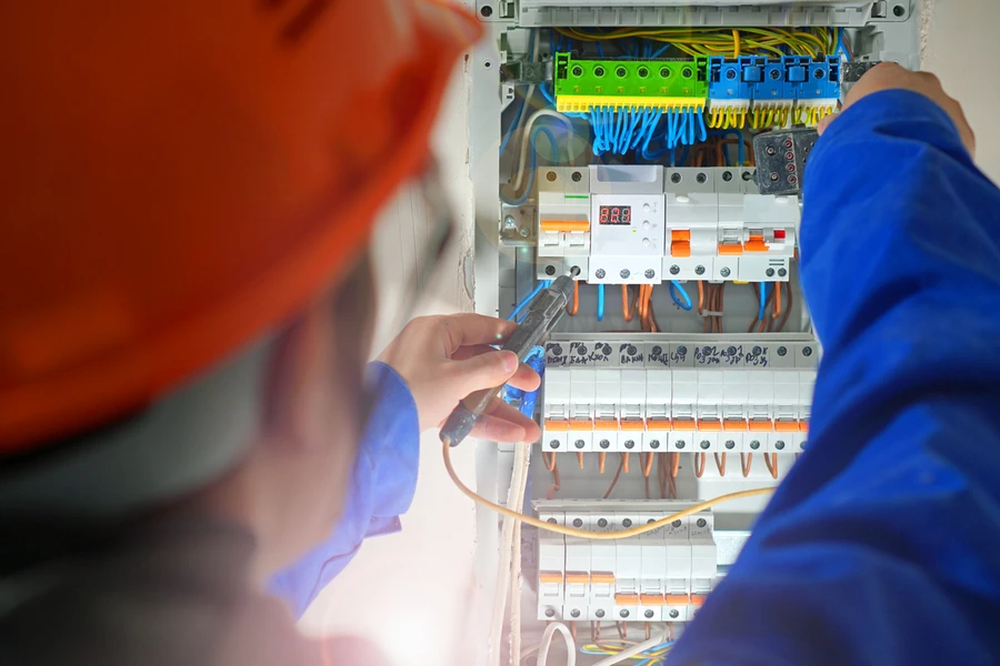 Key Considerations Before Starting Electrical Installations in Los Angeles CA