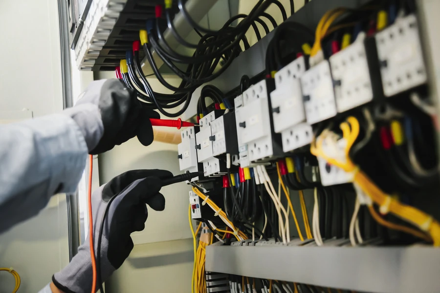 Understanding The Basics Of Safe Electrical Installation in Los Angeles CA